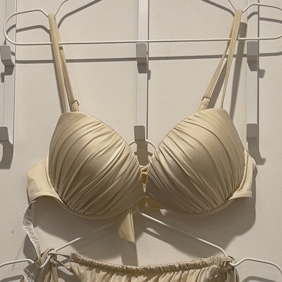 Graduated Padded Push Up Swimsuit Top Shiny Satin - Picture 3 of 5